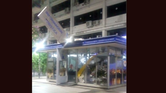 Una mujer murió tras caer de un octavo piso en el microcentro de Paraná