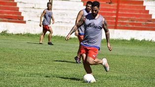 Nahuel Benítez acompaña el objetivo final del Lobo  
