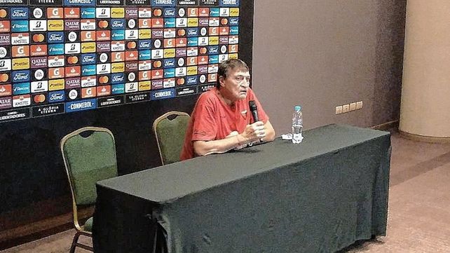 Falcioni analizó la derrota de Colón ante Cerro Porteño