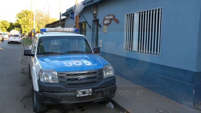 Investigación. Personal policial de la comisaría quinta está abocado a la pesquisa por el fiscal de turno.