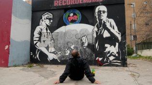 El Indio Solari, un mural rosarino y la historia de una foto con sonido de libertad