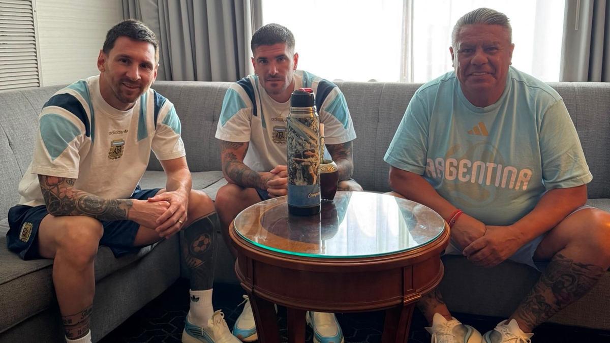 La AFA confirmó que no todo el plantel regresará al país: Messi y De Paul podrían no viajar