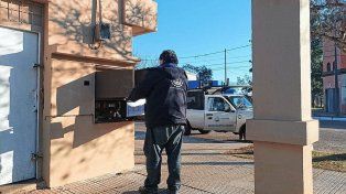 Se trabaja en la restitución del servicio eléctrico en viviendas como en lugares públicos.