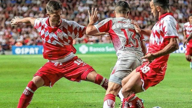 Unión no negoció a Vera y ahora buscará mejorar su contrato