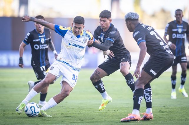 En Ecuador, ante Independiente del Valle, Central recibió su único gol en la Copa y sumó su primera derrota.