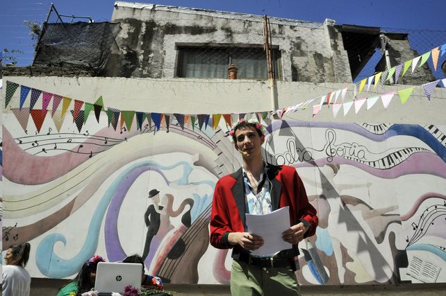 “El teatro aporta como espacio creativo donde confluyen muchas artes y disciplinas”