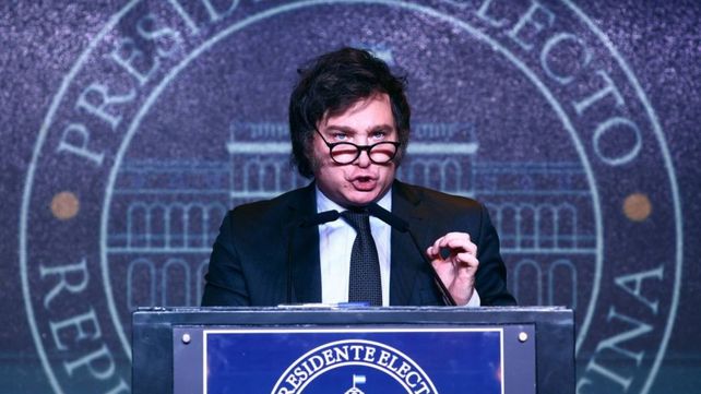 El megadecreto de Milei: ya no son necesarios para circular ni el seguro ni la RTO del vehículo