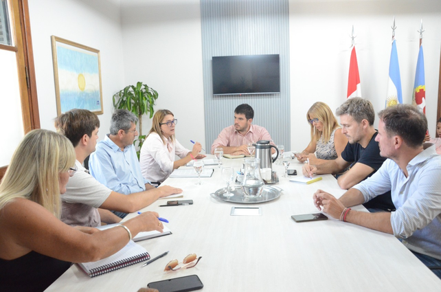El intendente radical Leonel Chiarella recibió a los integrantes de la organización no gubernamental casildense