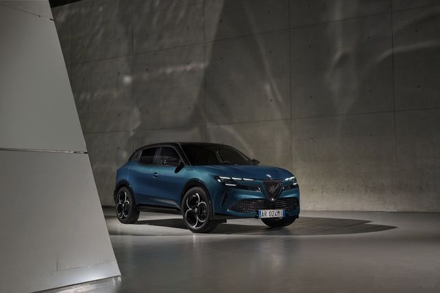 La marca del biscione completa su catálogo siendo el primer modelo 100% eléctrico.
