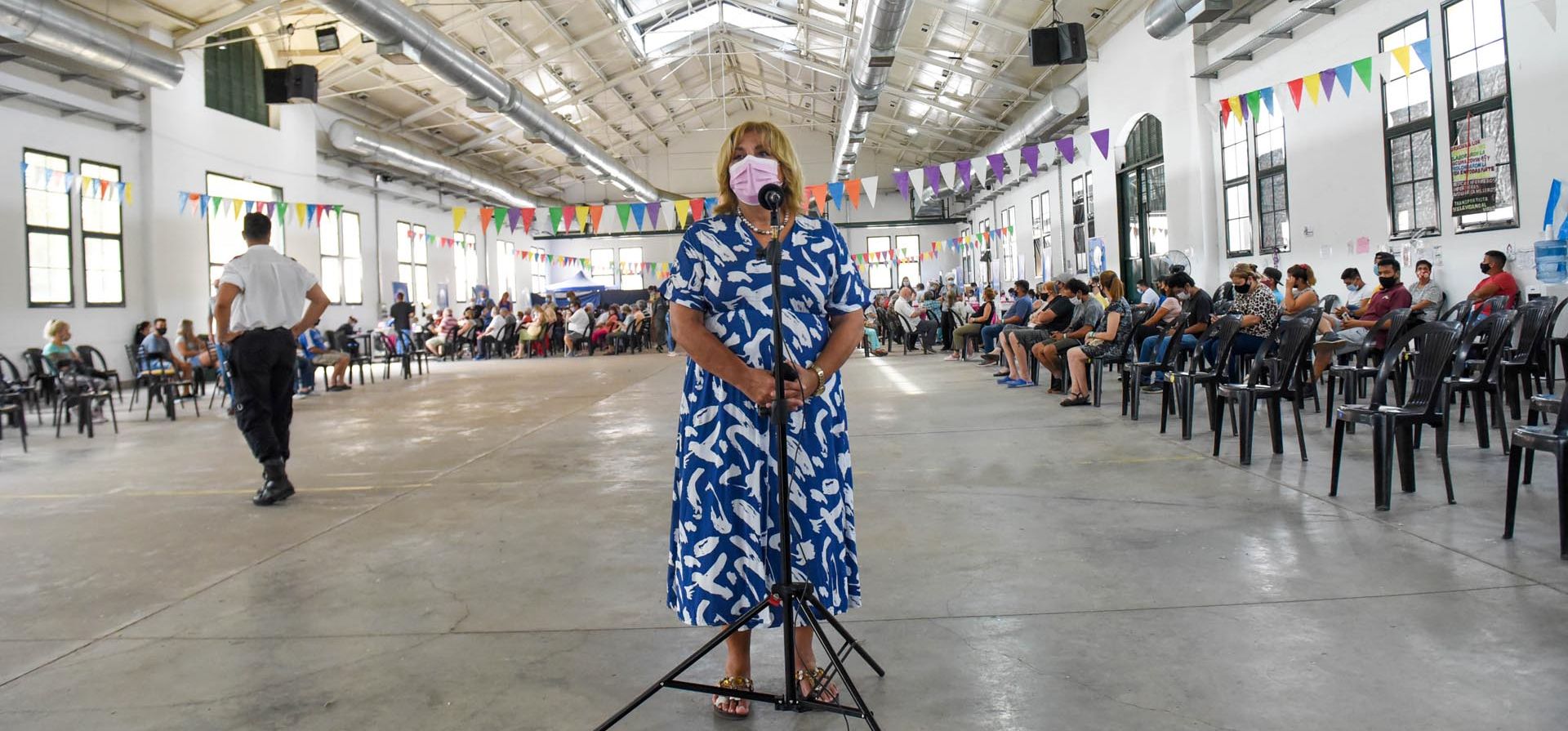 Conferencia de prensa de la ministra de Salud de la provincia, Sonia Martorano en el vacunatorio de la ex Rural.