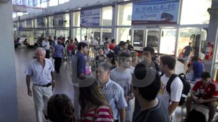 Este martes reunirán por el servicio de transporte entre Paraná y Santa Fe