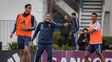 el seleccionado argentino realizo la primera practica con bauza, a la espera de messi
