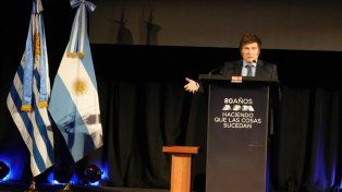 El presidente Javier Milei recibió un premio en Montevideo.Fotografía: Agencia Noticias Argentinas / Redes.
