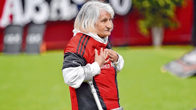 Amelia es hija de una lavandera y un mecánico italiano que tenía el taller en zona sur.