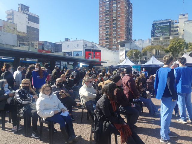 A pleno. Enorme participación de rosarinos en la campaña del Día de las Hepatitis