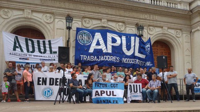 Una nueva medida de fuerza de los docentes universitarios en Santa Fe Una nueva medida de fuerza de los docentes universitarios en Santa Fe