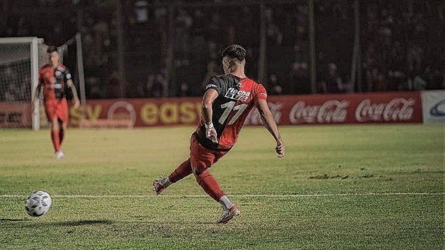 Ignacio Lago rescató la tarea de Colón