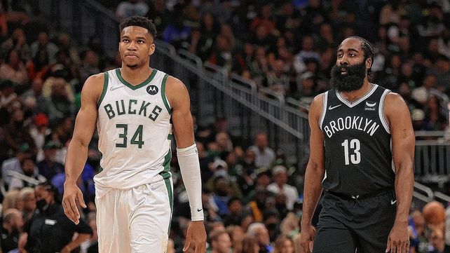 Milwaukee Bucks superó a Brooklyn Nets en el inicio de una nueva temporada de la NBA. Milwaukee Bucks superó a Brooklyn Nets en el inicio de una nueva temporada de la NBA.