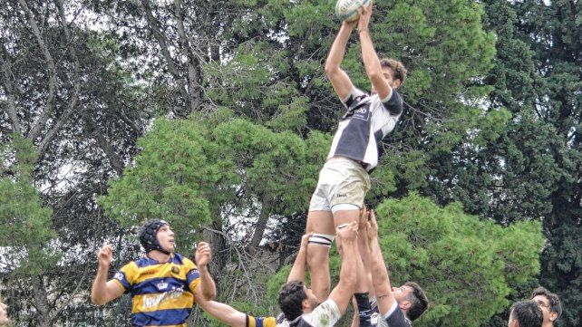 Estudiantes venció a Gimnasia en su cancha.