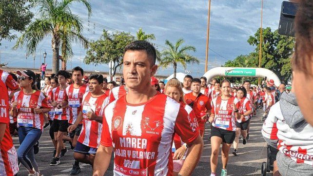 Unión cumplió 116 años de vida y lo festejó con la realización de una maratón.
