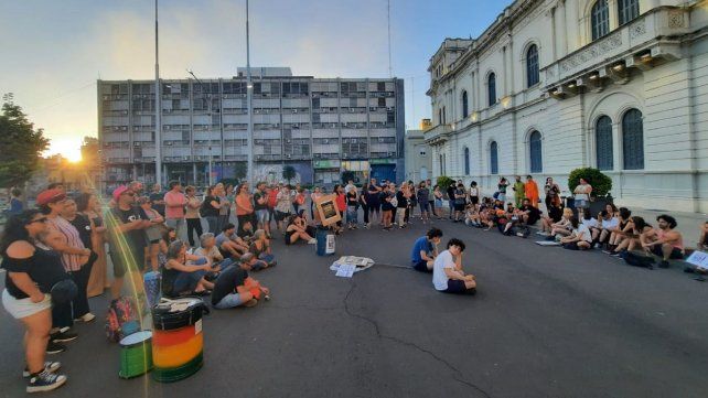 Sectores de la cultura se movilizan y resisten contra el ajuste propuesto en la Ley Ómnibus y DNU