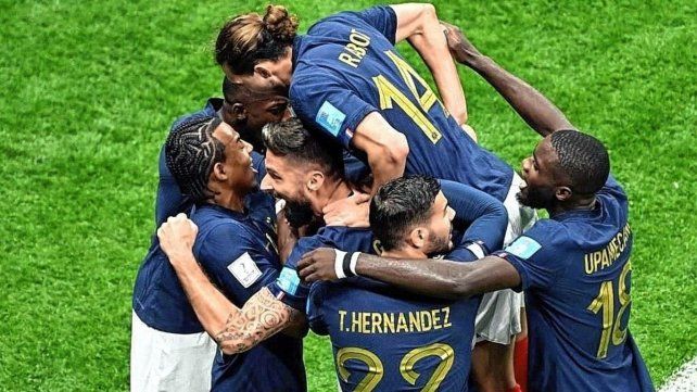 Francia junta firmas para jugar de nuevo la final.