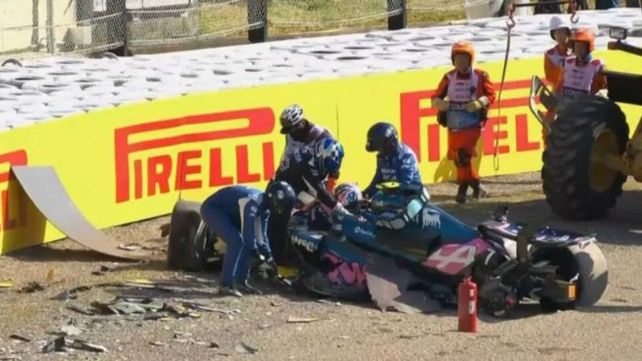 La imagen del Alpine del australiano estremecen. Jack Doohan la sacó barata y el equipo trabajaba a contrarreloj para ponerlo en pista en los libres 3 de Japón o en la clasificación.