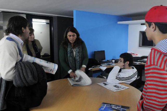 Para anotarse. Los docentes deben pedir turno al 4810101