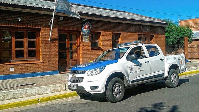 Juzgan a policía que mutiló la mano a un joven de un disparo