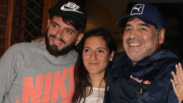 Se conocieron los nombres de los tres hijos de Maradona en Cuba