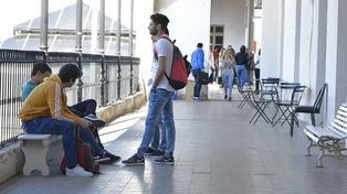 El gobierno incrementará en un 70% del presupuesto para universidades. Este jueves 55 casas de altos estudios se manifiestan en defensa de la educación pública