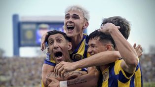 El grito de gol de Ángel Di María, el goleador de Central en el Clausura. Venía del golazo en el clásico, ahora lo hizo olímpico.