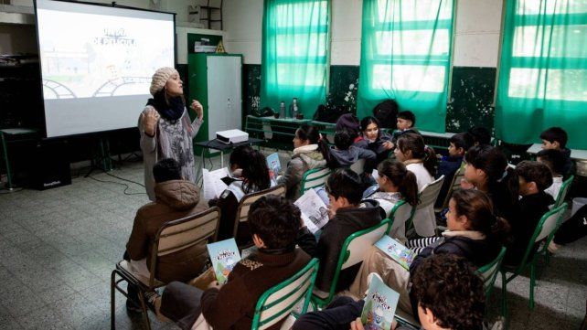 Un día de película continúa recorriendo escuelas rurales entrerrianas con actividades audiovisuales