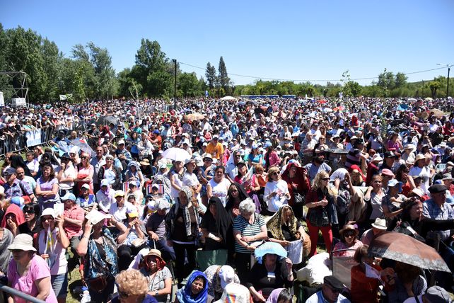 Una multitud participó de la misa por la canonización del cura Brochero