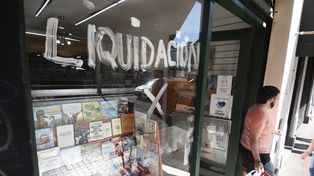 La librería Rayuela está ubicada en Corrientes 551 desde hae 32 años. En breve cerrará para siempre.