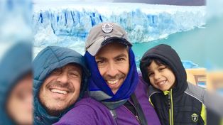 La increíble historia de Emilio, el niño nacido en India que busca ser argentino