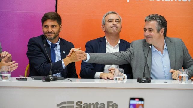 El intendente Pablo Javkin participó de un acto junto al gobernador de Santa Fe