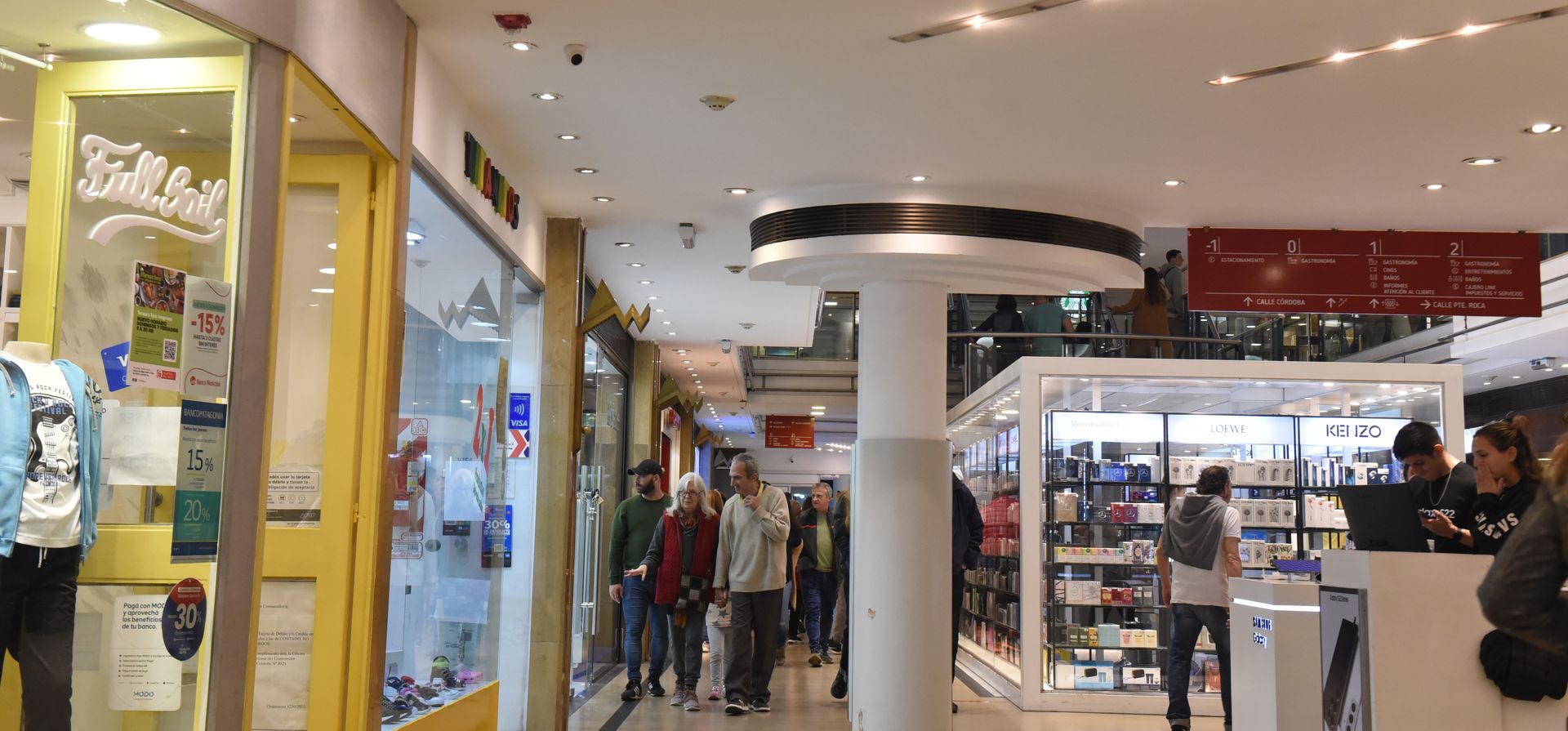 Locales de las galerías más activas ya facturan igual que en los shoppings
