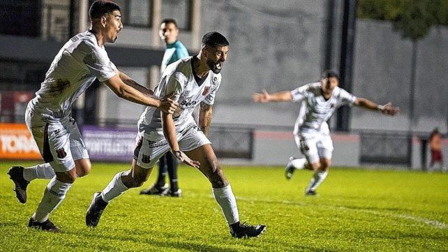 Las estadísticas exponen lo inexpresivo que fue Colón ante Defensores de Belgrano