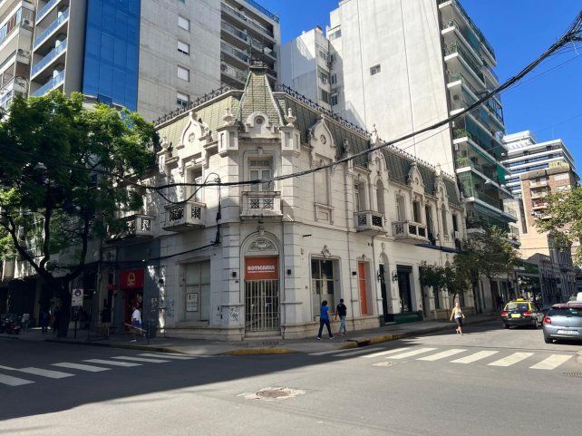 La esquina de San Lorenzo y Paraguay tiene nuevo destino.