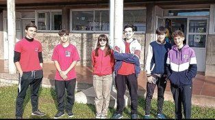 Equipo. Vladimir Chury (Electrónica); Benjamin Kreizer (Prensa y difusión), Giuseppe Smitarello (Programación), Magalí Ferreyra (Validación), Luciano Madinier (Estructura), Oziel Hermosid (Sistema de descenso y recuperación).