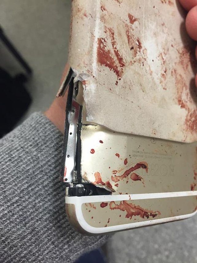 La historia de la mujer a la que su iPhone le salvó la vida en el atentado de Manchester