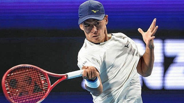 Sebastián Báez avanzó a los octavos de final del ATP de Auckland.