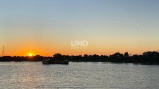 Jueves soleado con algo de niebla para comenzar la jornada en la ciudad de Santa Fe