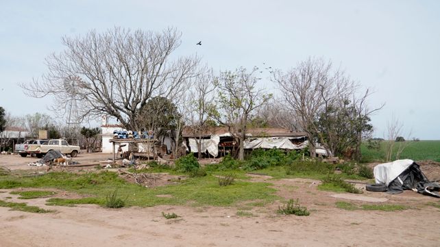 La granja de gallinas ponedoras ubicada a 12 kilómetros de Coronel Bogado que cuatro hombres, armados hasta los dientes, entraron a robar.
