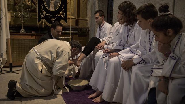 Imágenes de la procesión de Semana Santa alrededor del mundo