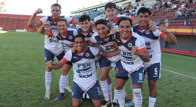 Furia Charrúa: Central Córdoba derrotó a Deportivo Español en el estadio Nueva España por el partido de ida del Reducido final en la Primera C.&nbsp; 