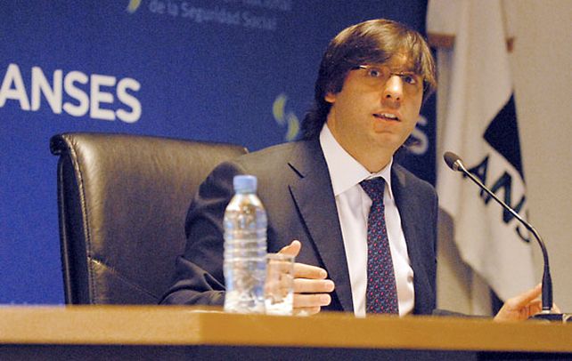 Ajustes. Bossio denunció la maniobra y estableció mayores controles.