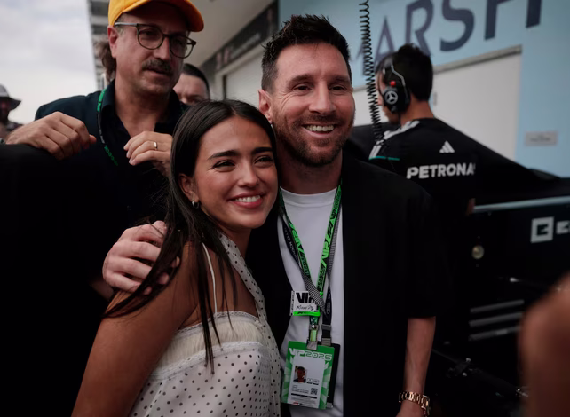 Messi revolucionó el GP de Miami, visitó a Colapinto y dejó una frase especial