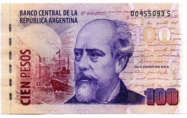 Billete de 100 pesos. La Casa de Moneda desmintió ayer una nota publicada por el diario Clarín.